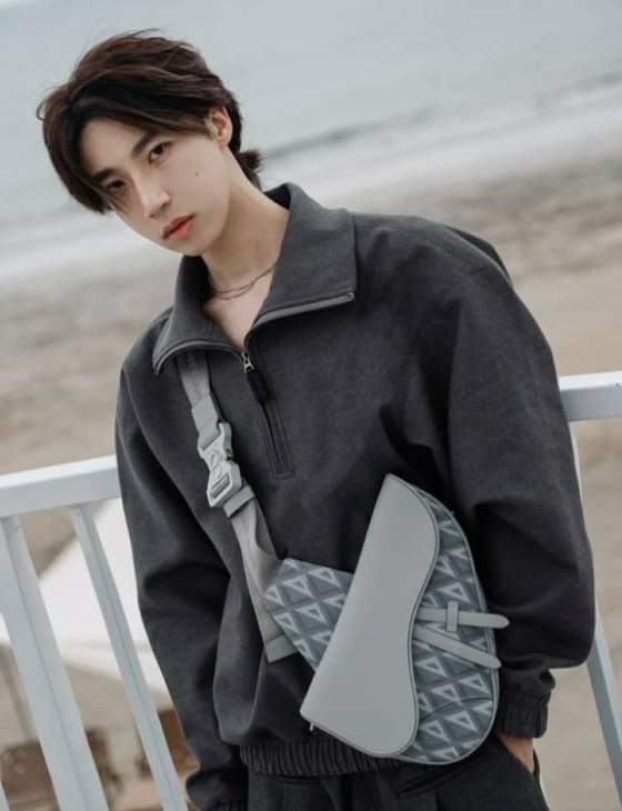 Picture of Dior Handbags _SKUfw239325730fw